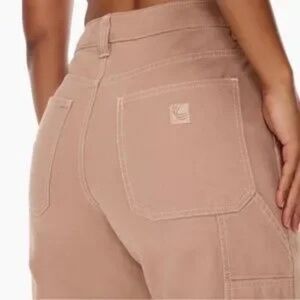 SOLD! Aritzia TNA Greenwich Pants – Size 00 (Fits Like 25” Waist)